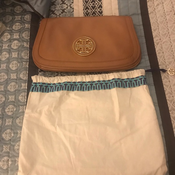 Tory Burch Handbags - Tory Burch crossbody bag